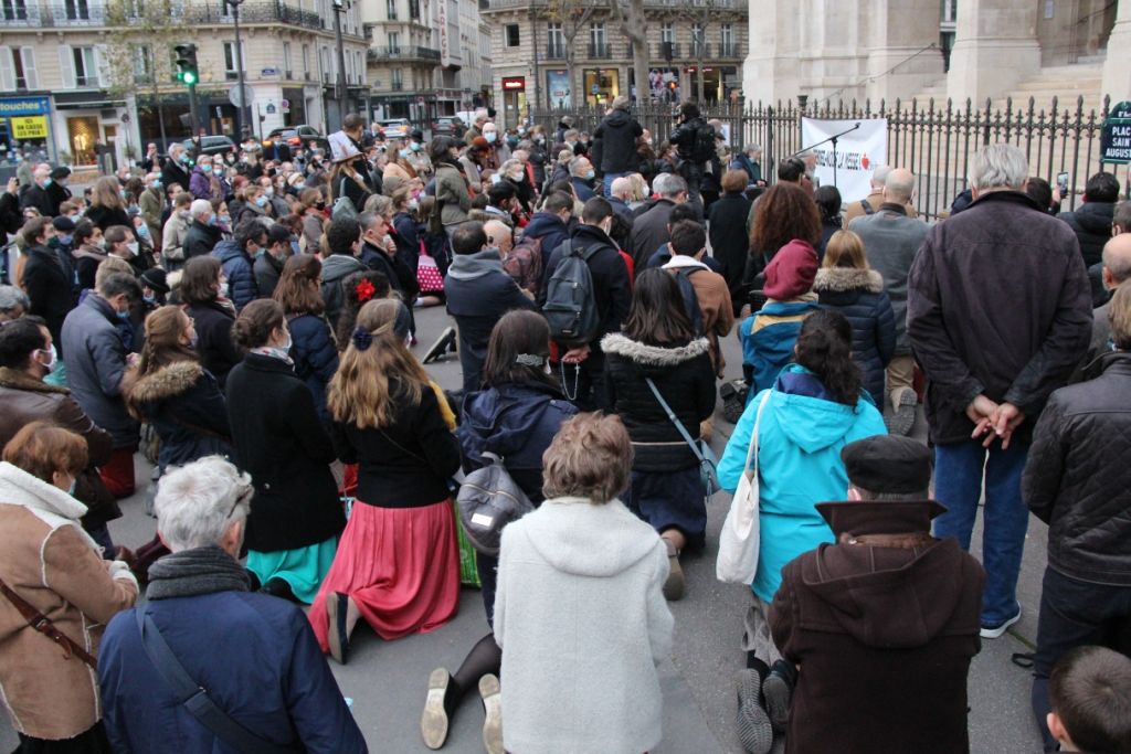 Paris: forte mobilização dos católicos para exigir o regresso da Missa